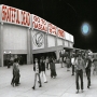 Grateful Dead Go To Nassau (2 CD) Формат: 2 Audio CD (Jewel Case) Дистрибьюторы: Warner Music, Торговая Фирма "Никитин" Европейский Союз Лицензионные товары Характеристики инфо 9232f.